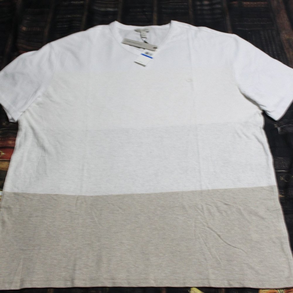Calvin Klein V-neck Shirt